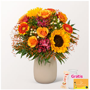 Country Dream Bouquet with Vase & Teaballs & Ferrero Giotto 3-pack
