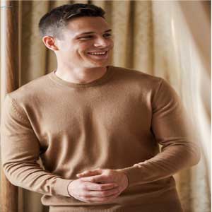 Men's Baby Cashmere Crew Neck Sweater Tan